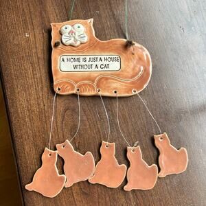 1994 Smoky Mountain Pottery Cat Lovers Wall Plaque wind chime Original Sticker
